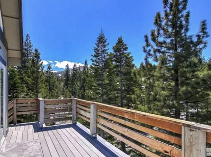 227 S Benjamin Drive, Unit B, Stateline, NV 89449 Photo