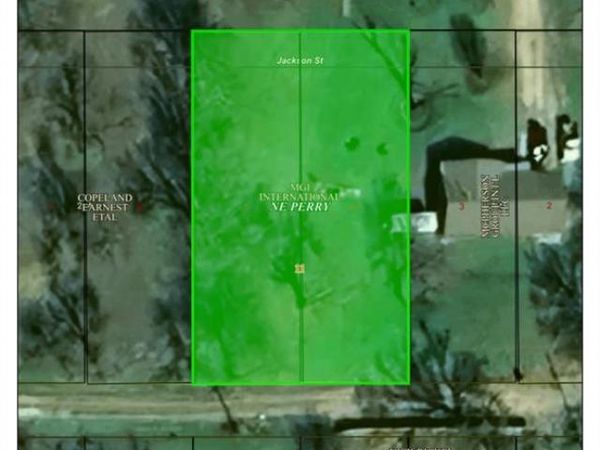 210 Jackson Street, Perry, OK 73077