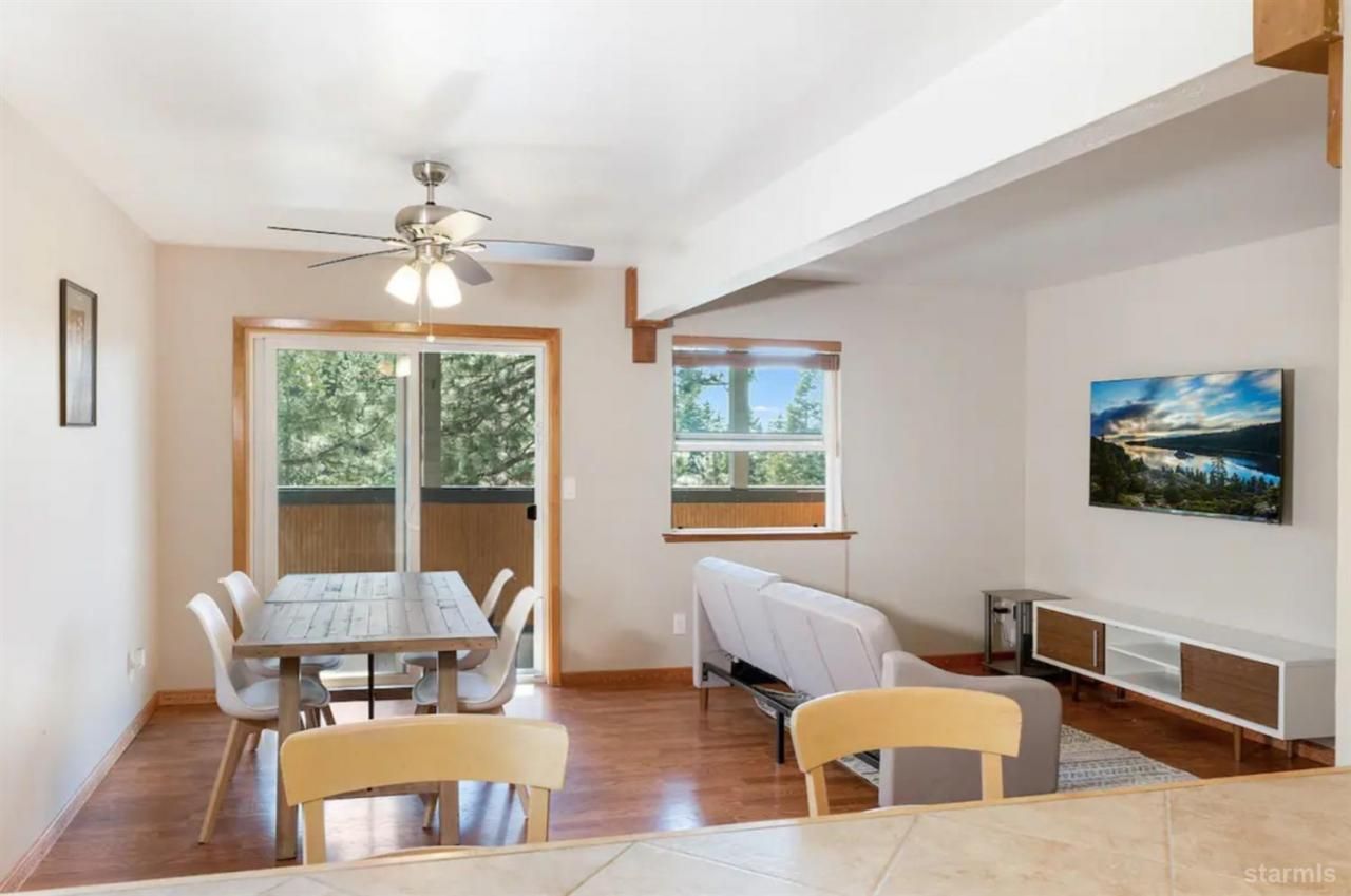 227 S Benjamin Drive, Unit B, Stateline, NV 89449 Photo