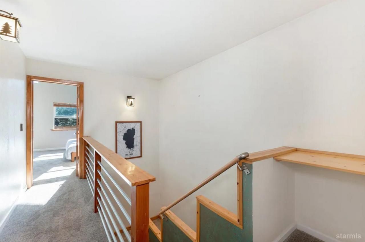 227 S Benjamin Drive, Unit B, Stateline, NV 89449 Photo