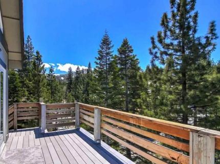 227 S Benjamin Drive, Unit B, Stateline, NV 89449 Photo