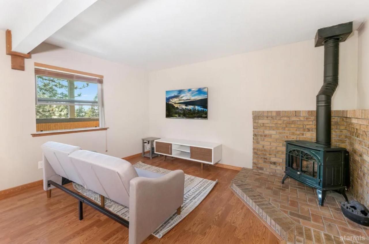 227 S Benjamin Drive, Unit B, Stateline, NV 89449 Photo