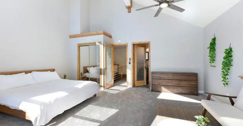 227 S Benjamin Drive, Unit B, Stateline, NV 89449 Photo