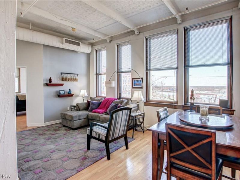 1133 W 9th Street, Unit 206, Cleveland, OH 44113 Photo 3