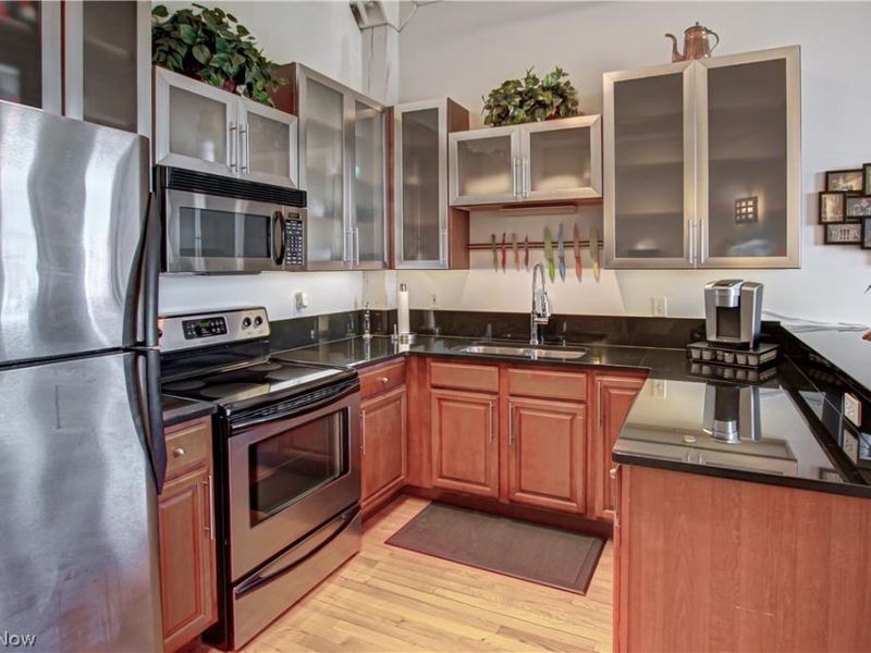 1133 W 9th Street, Unit 206, Cleveland, OH 44113 Photo 8