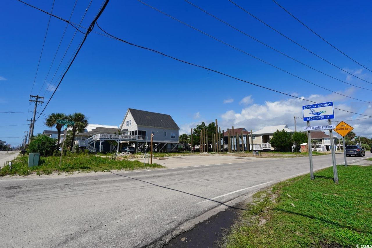 525 B N Waccamaw Dr. Photo 17