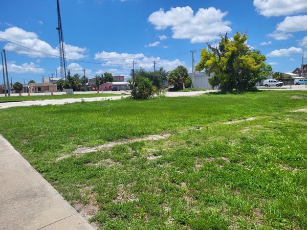 103 N BREVARD AVENUE, ARCADIA, FL 34266