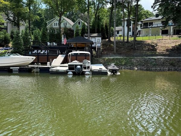 8733 Holdsclaw Road, Terrell, NC 28682