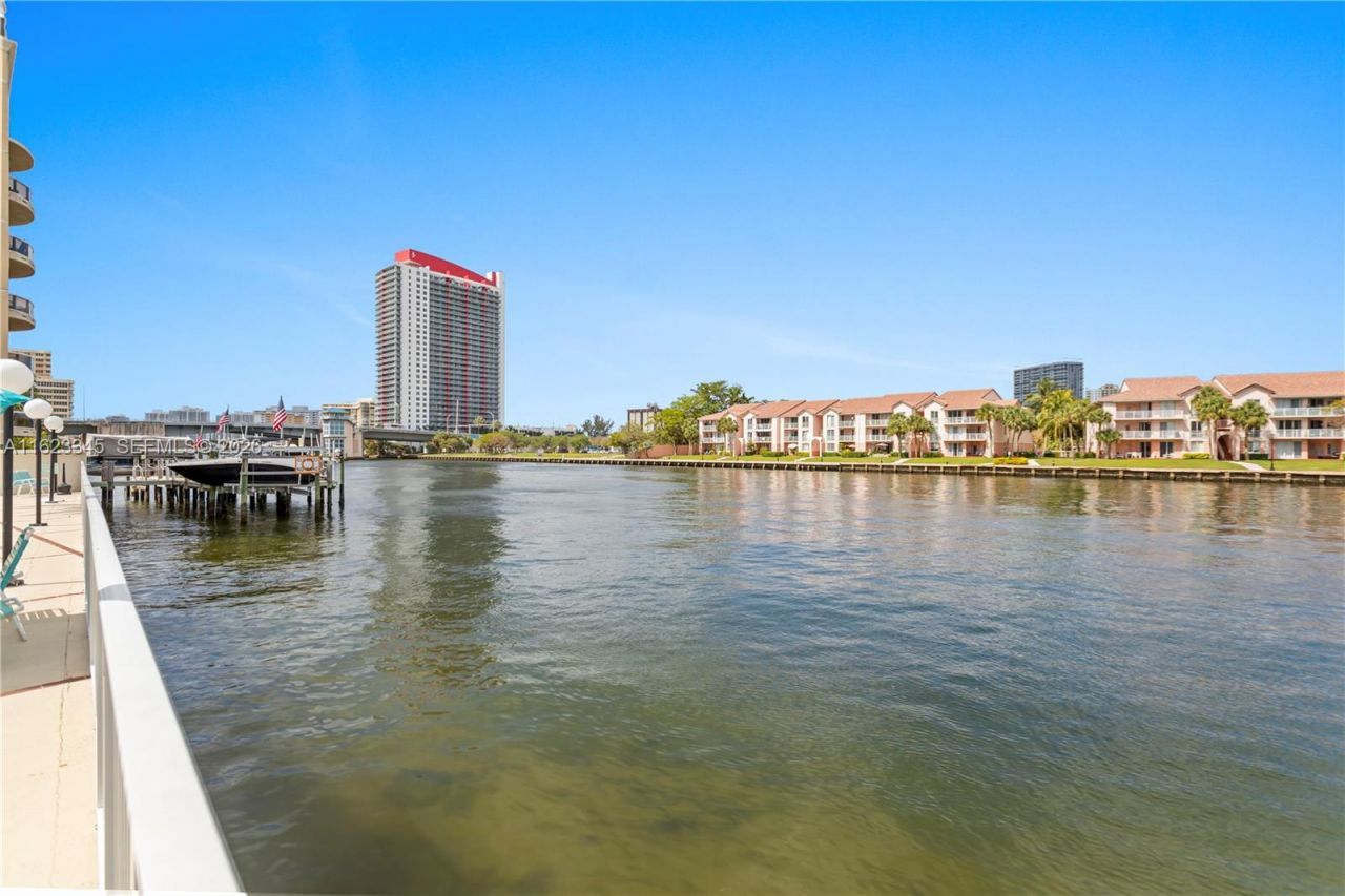 3800 S Ocean Dr, Unit 1512A, Hollywood, FL 33019 Photo