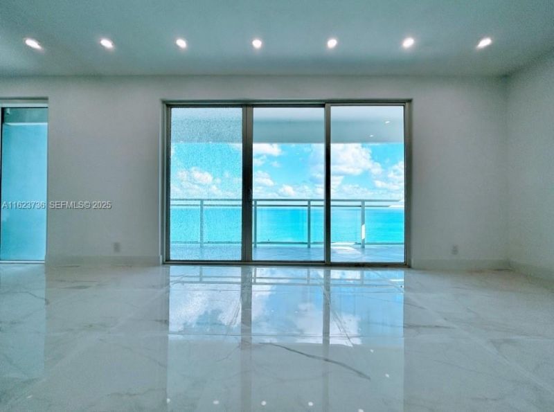 2030 S Ocean Dr, Unit PENTHOUSE, Hallandale Beach, FL 33009 Photo