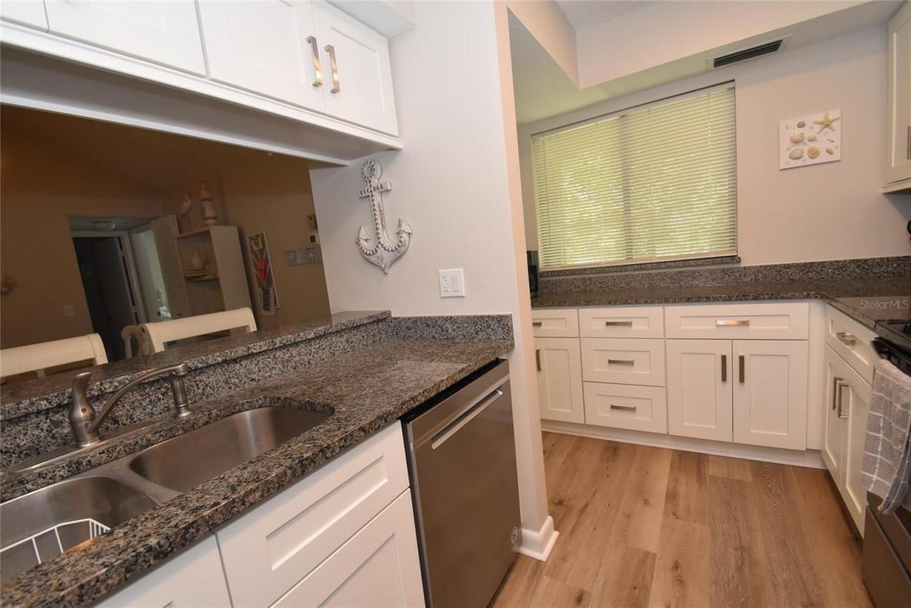 1720 Glenhouse Drive, Unit GL427, Sarasota, FL 34231 Photo