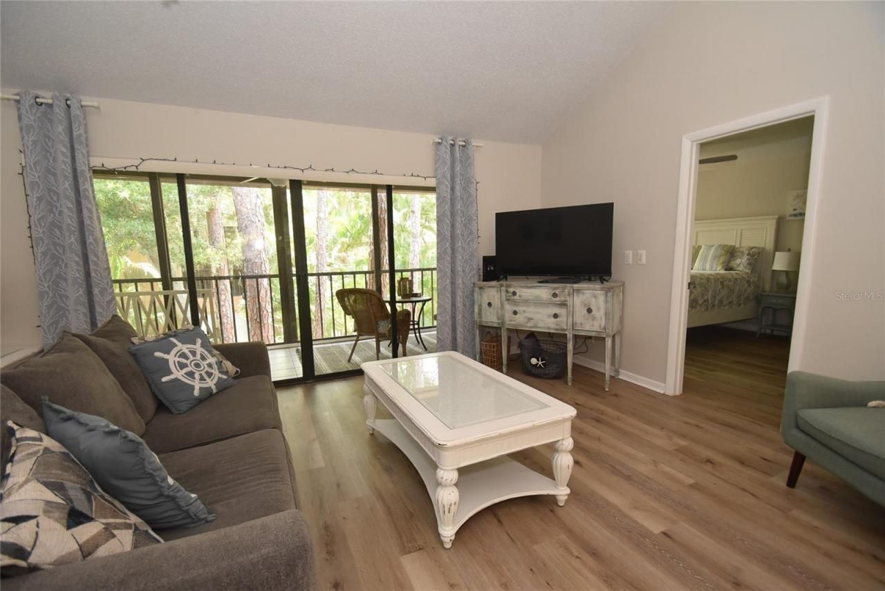 1720 Glenhouse Drive, Unit GL427, Sarasota, FL 34231 Photo