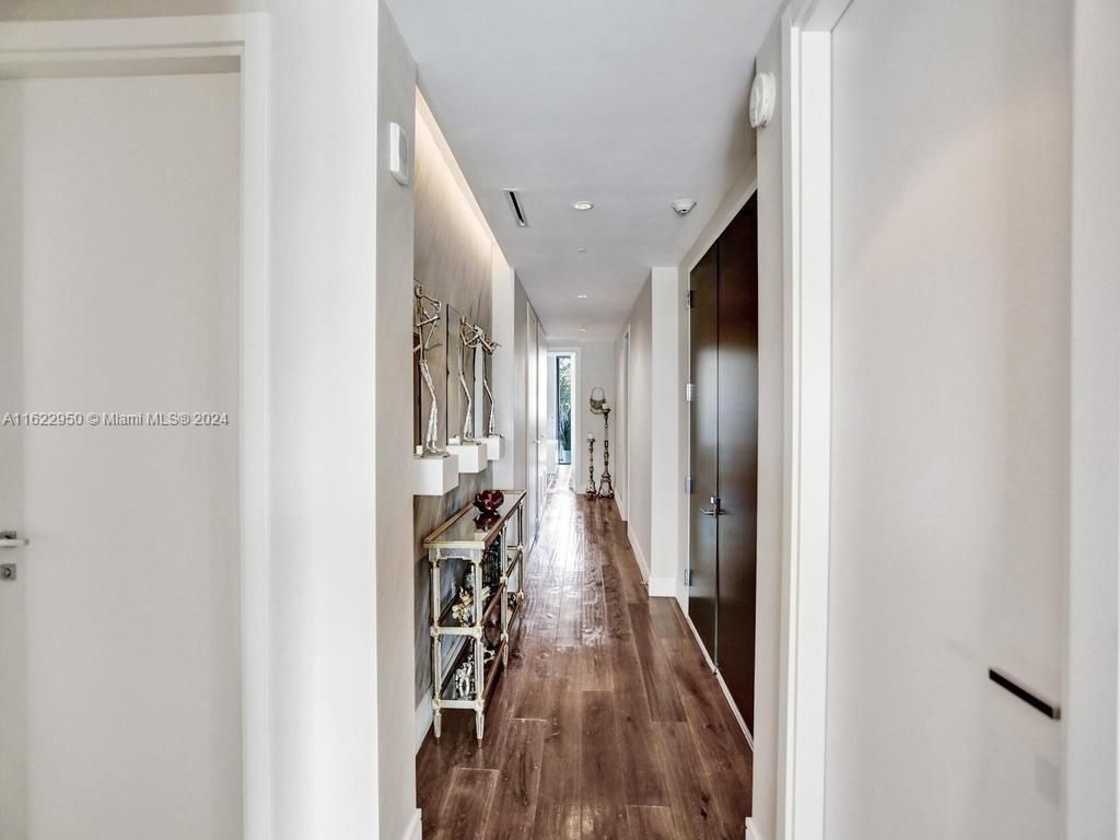 3250 NE 188th St, Unit 207, Aventura, FL 33180 Photo