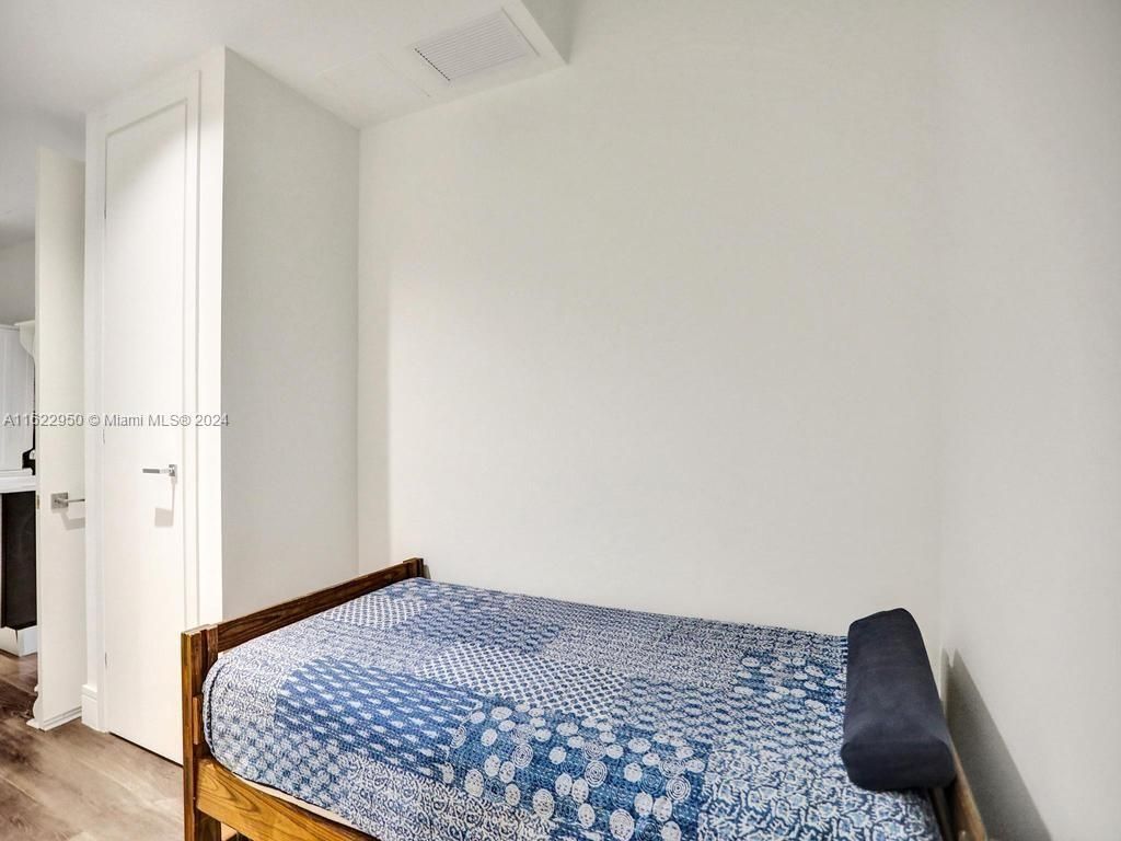 3250 NE 188th St, Unit 207, Aventura, FL 33180 Photo