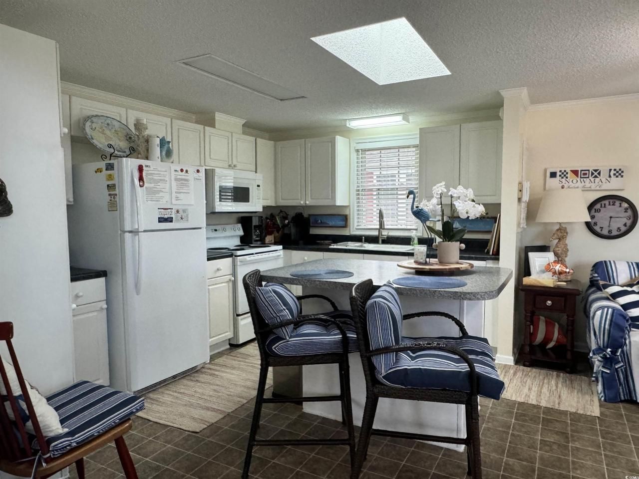 1656 Mason Circle Photo 14