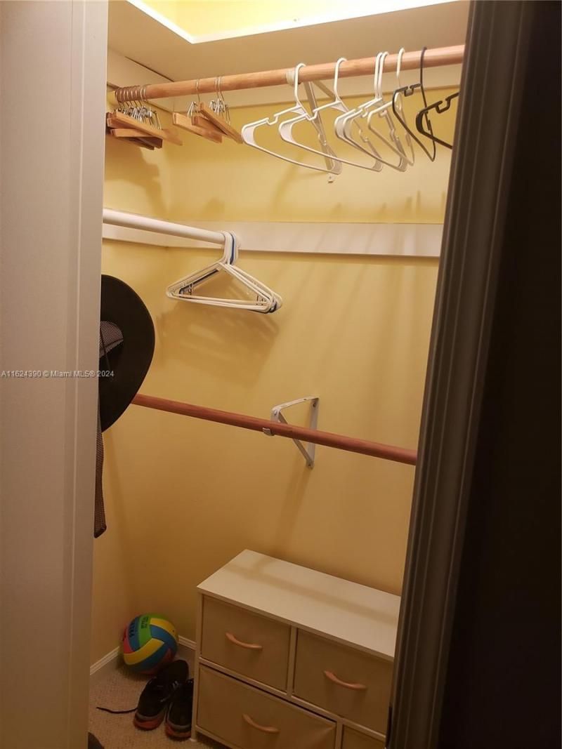 2220 NE 68th St, Unit 1028, Fort Lauderdale, FL 33308 Photo