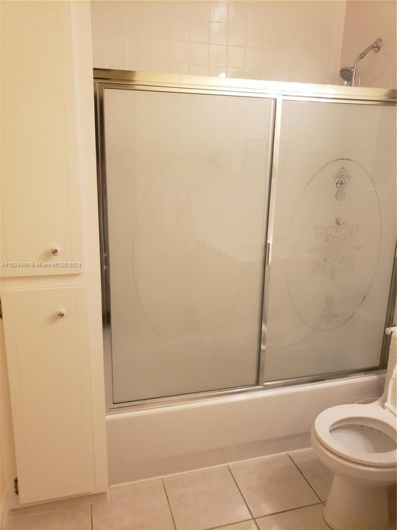 2220 NE 68th St, Unit 1028, Fort Lauderdale, FL 33308 Photo