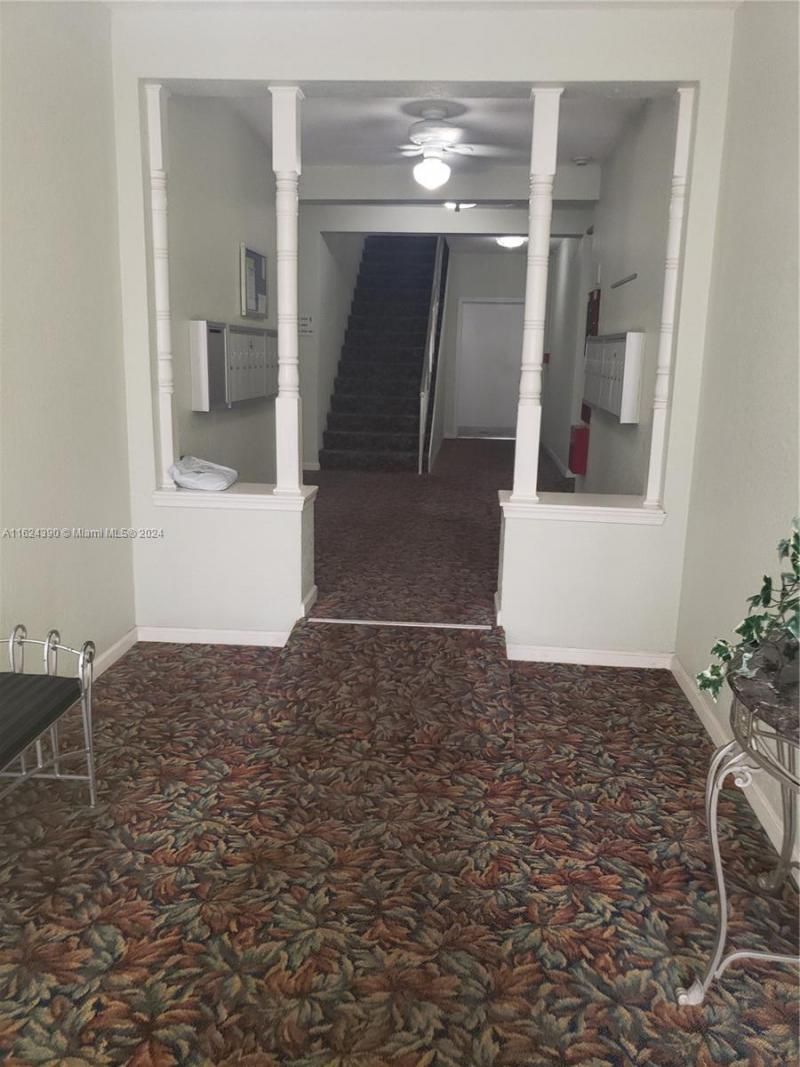 2220 NE 68th St, Unit 1028, Fort Lauderdale, FL 33308 Photo