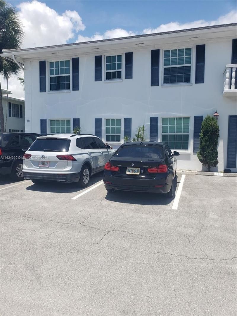 2220 NE 68th St, Unit 1028, Fort Lauderdale, FL 33308 Photo