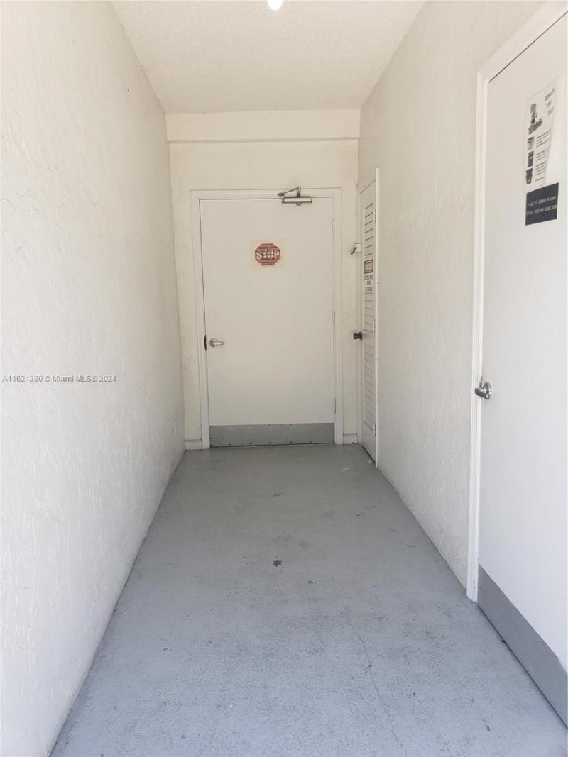 2220 NE 68th St, Unit 1028, Fort Lauderdale, FL 33308 Photo