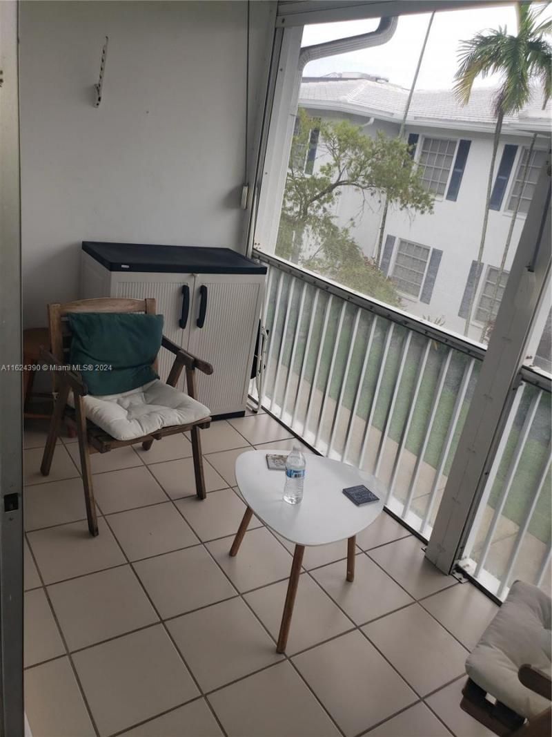 2220 NE 68th St, Unit 1028, Fort Lauderdale, FL 33308 Photo