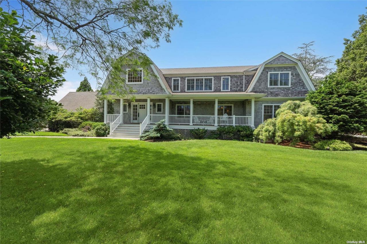 21 Rogers Lane, Remsenburg, NY 11960 Main Photo