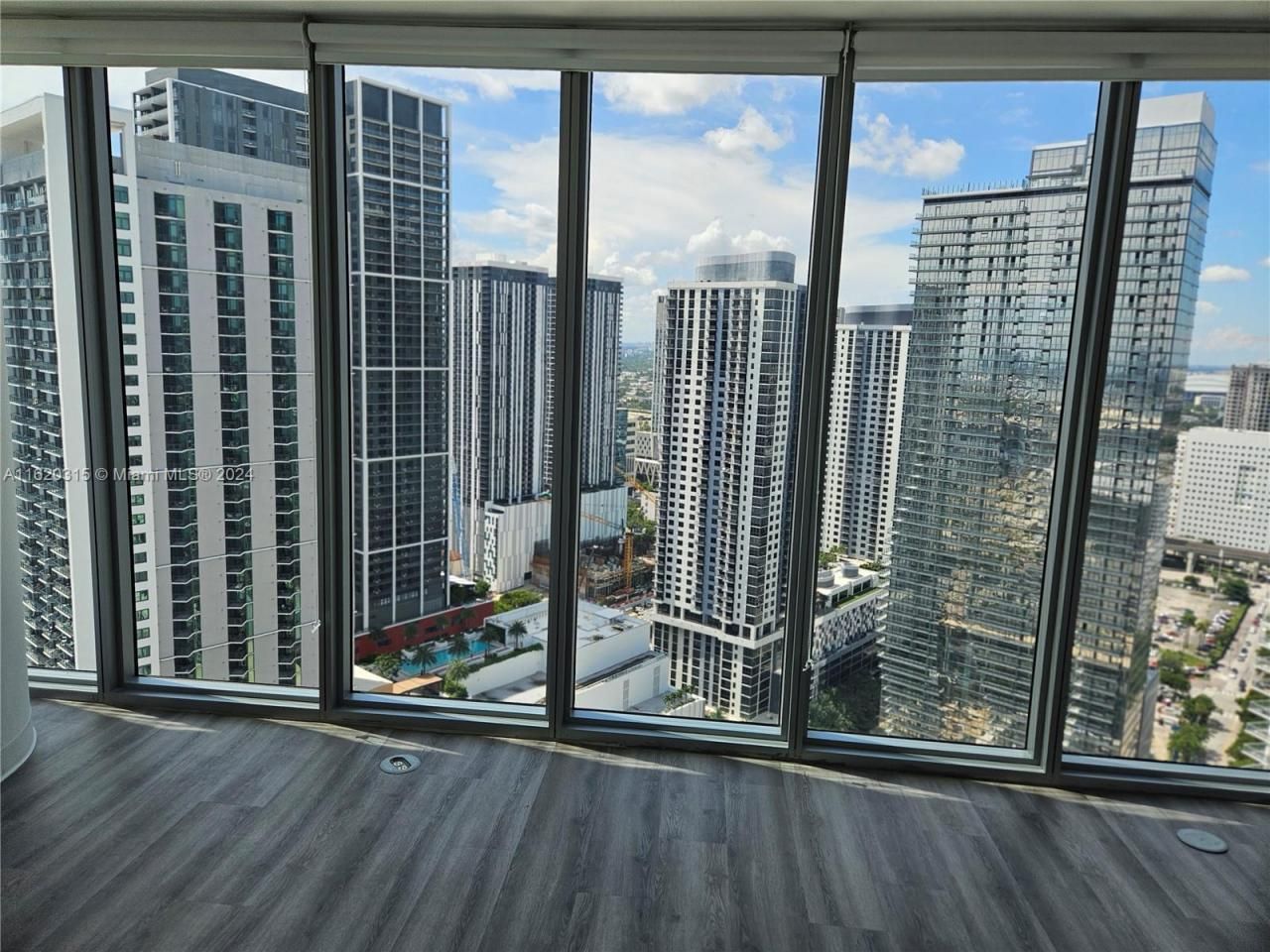 888 Biscayne Blvd, Unit 4001, Miami, FL 33132 Photo