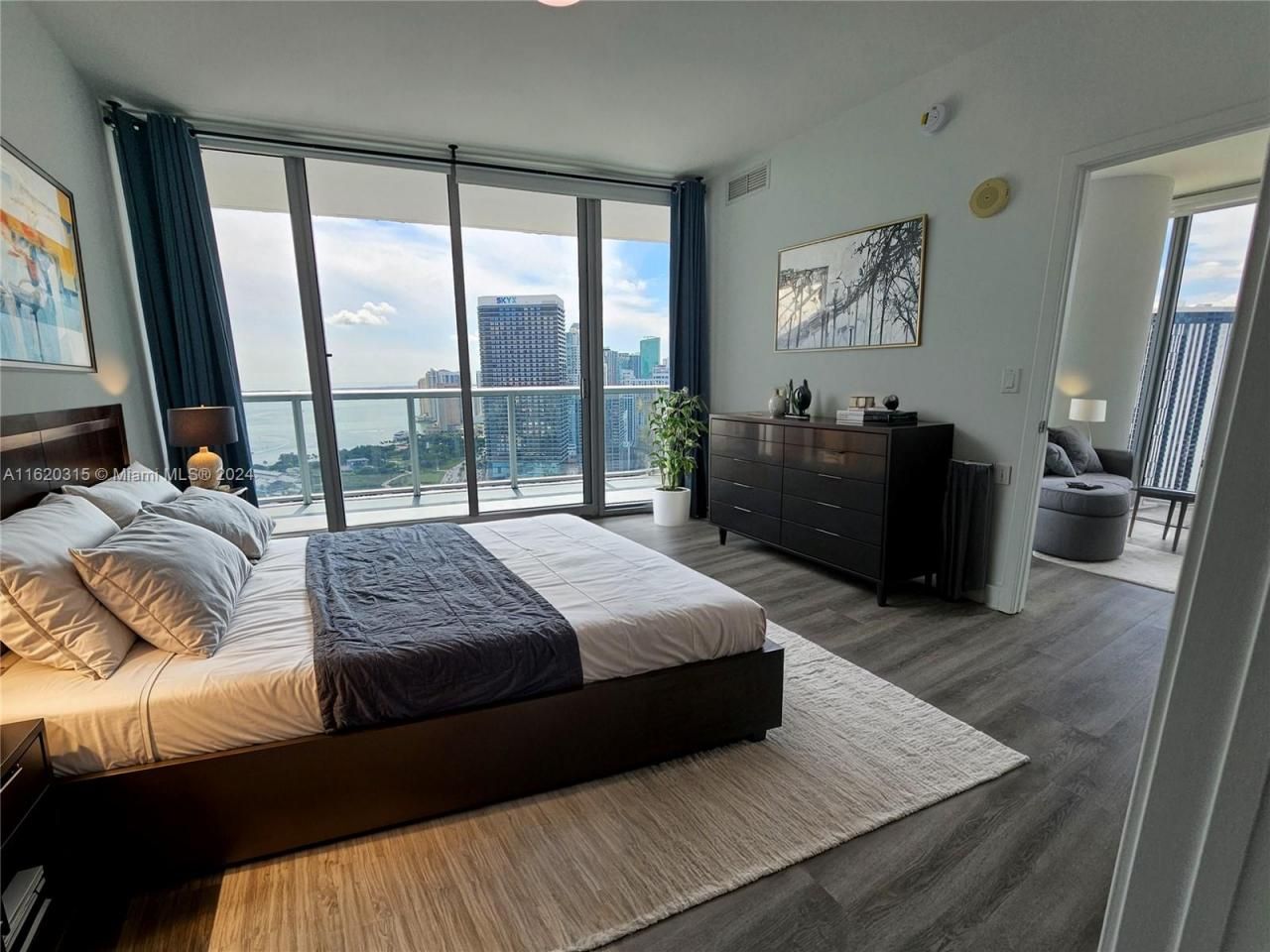 888 Biscayne Blvd, Unit 4001, Miami, FL 33132 Photo