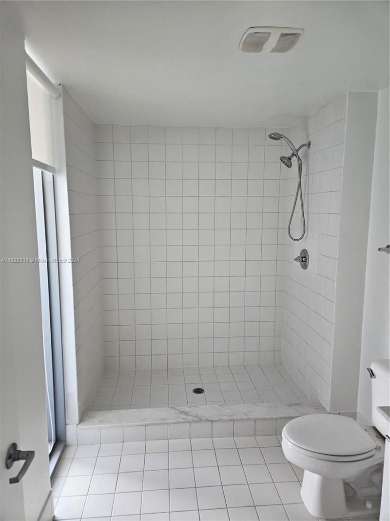 888 Biscayne Blvd, Unit 2701, Miami, FL 33132 Photo