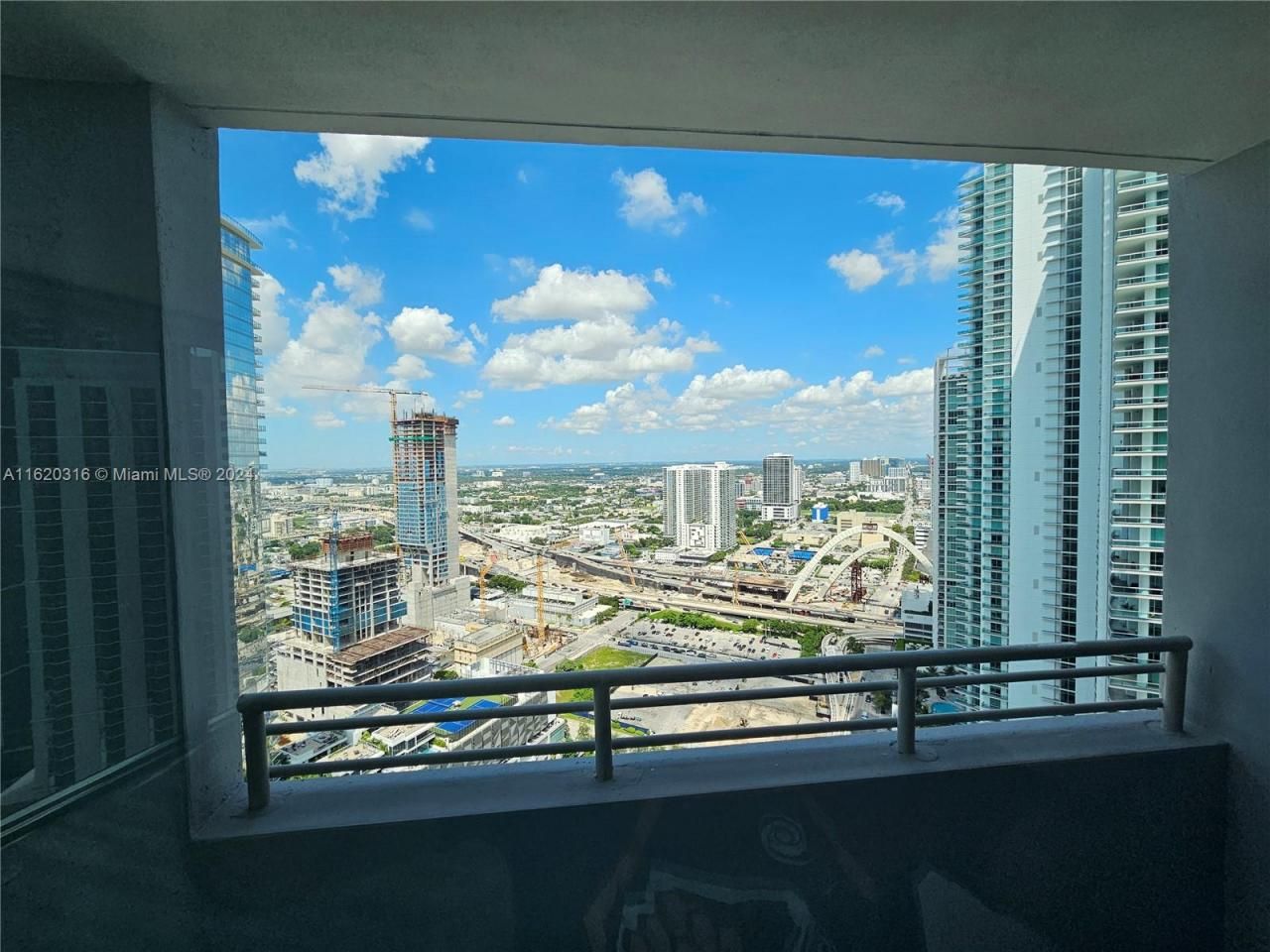 888 Biscayne Blvd, Unit 2701, Miami, FL 33132 Photo