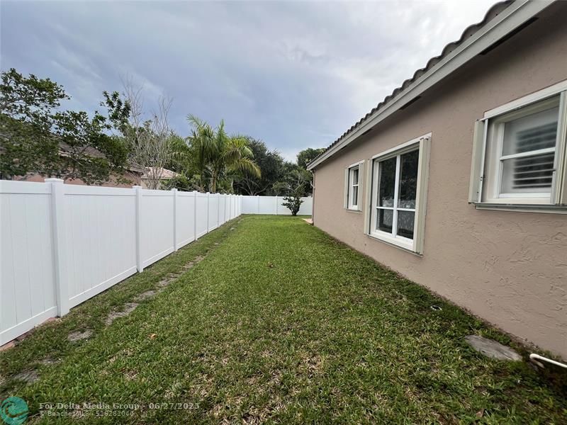 12725 NW 18th Court, Pembroke Pines, FL 33028 Photo