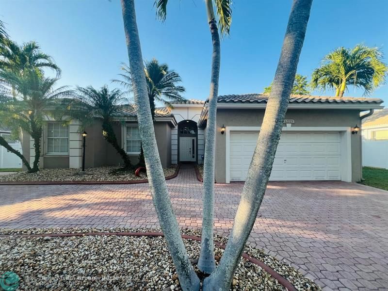 12725 NW 18th Court, Pembroke Pines, FL 33028 Photo
