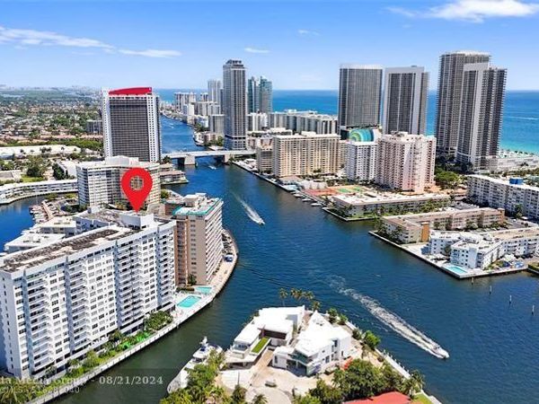 137 Golden Isles Drive, Unit 706, Hallandale Beach, FL 33009