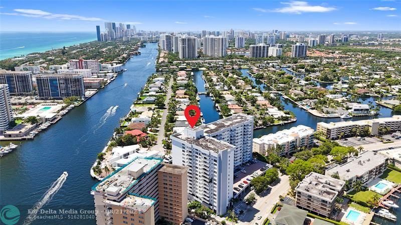 137 Golden Isles Drive, Unit 706, Hallandale Beach, FL 33009 Photo