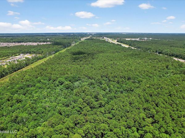 I-10, Gulfport, MS 39503