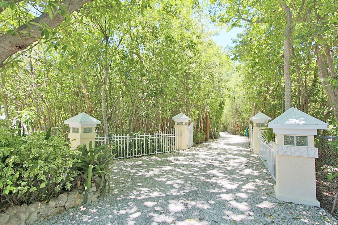 88547 Old Highway, Tavernier, FL 33070 Photo