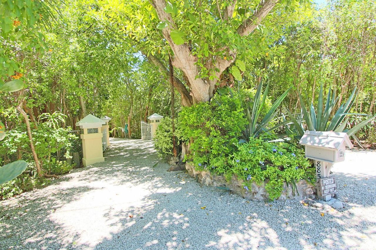 88547 Old Highway, Tavernier, FL 33070 Photo