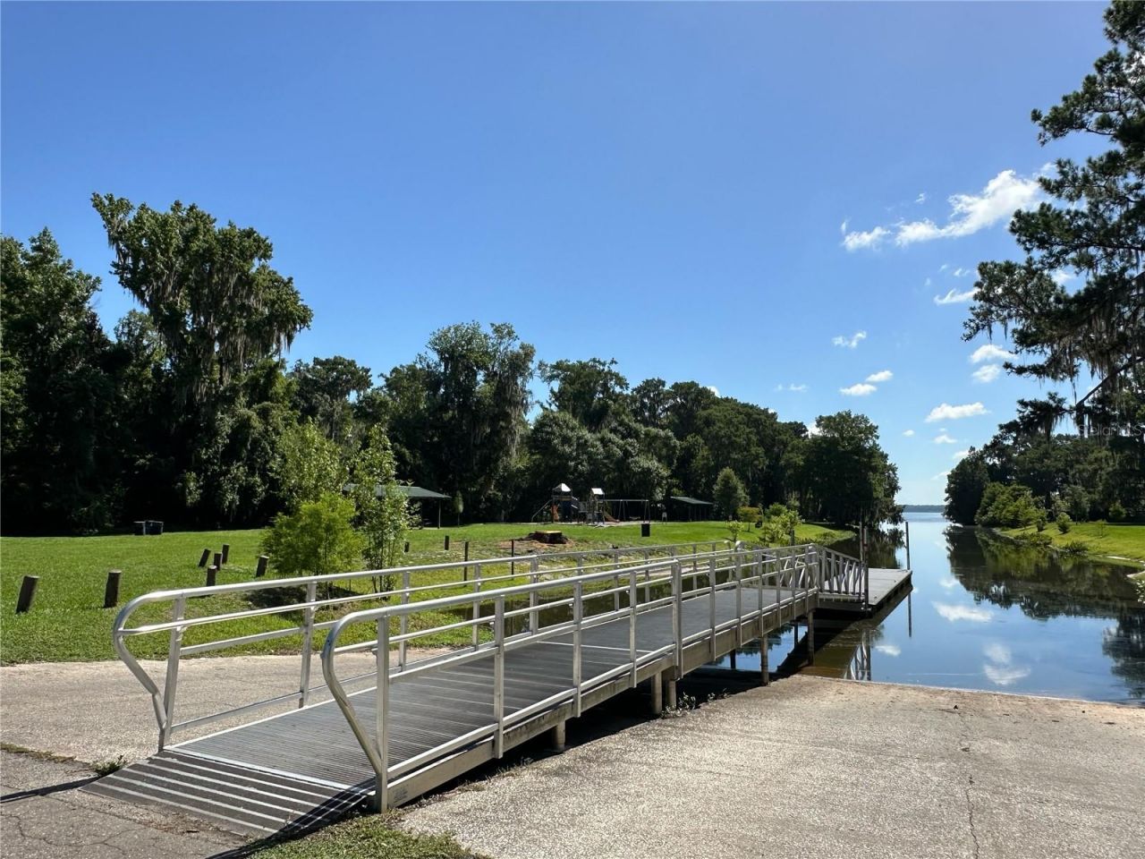 Se Hawthorne Road, Gainesville, FL 32641 Photo