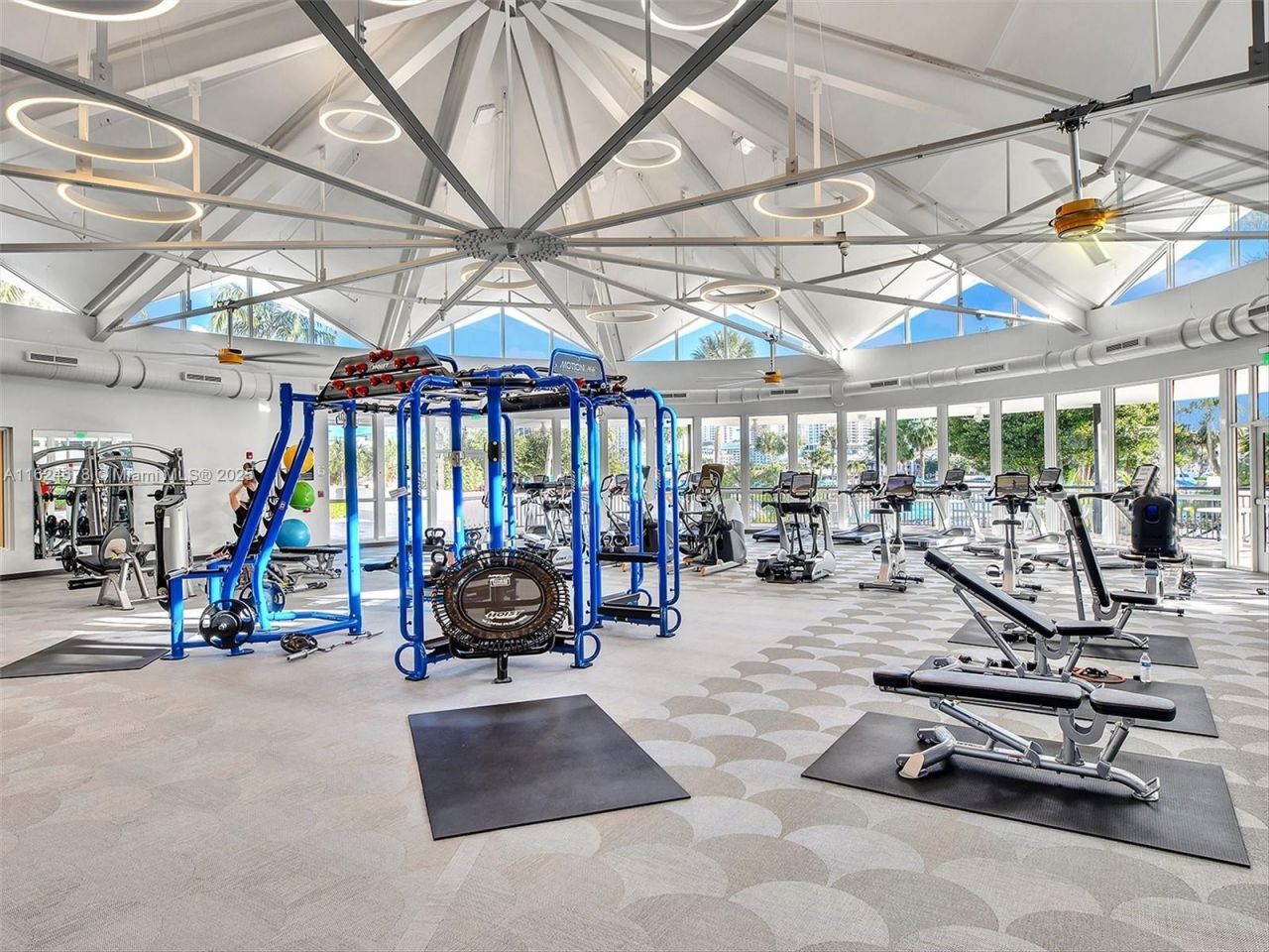 2500 Parkview Dr, Unit 2415, Hallandale Beach, FL 33009 Photo