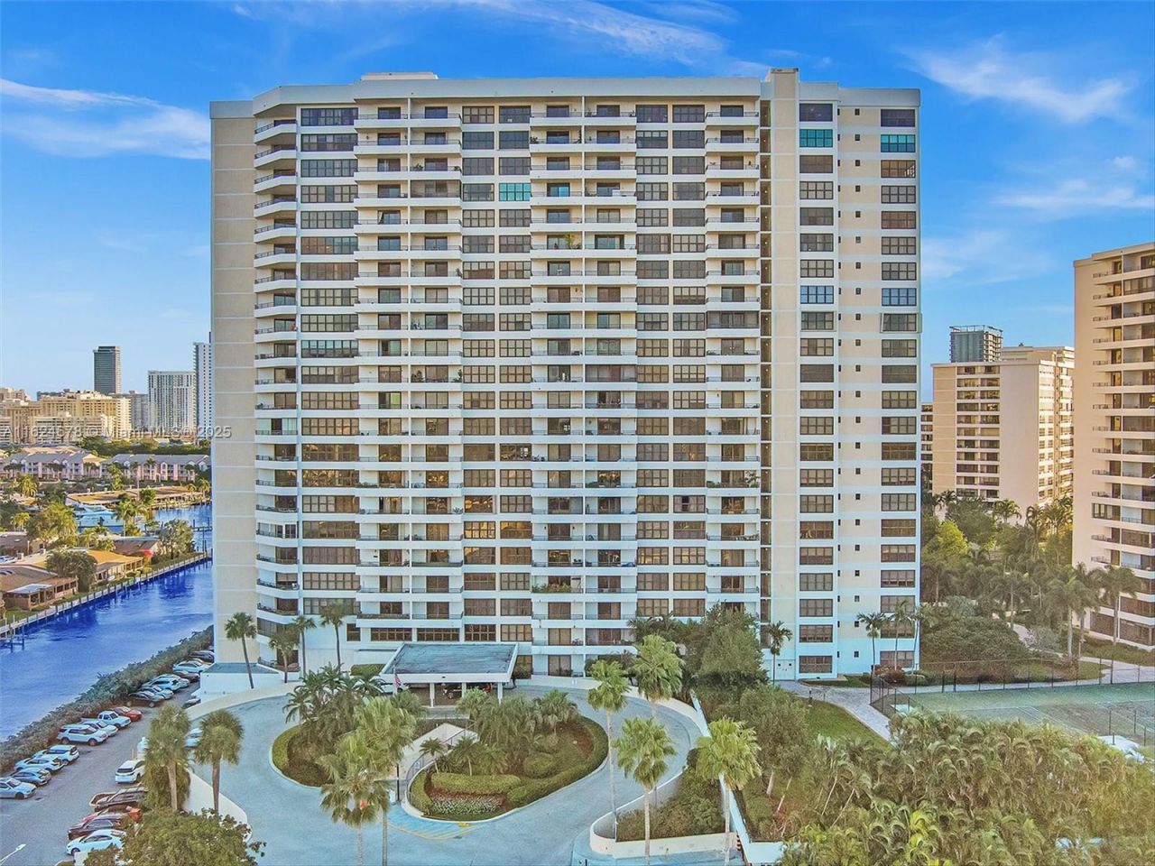 2500 Parkview Dr, Unit 2415, Hallandale Beach, FL 33009 Photo