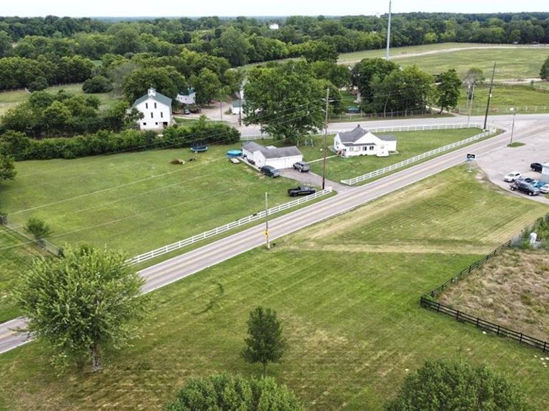 6020 Germantown Pike, Jefferson Township, OH 45417 Photo 2