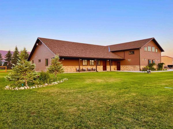 2014 Madsen Dr, Grace, ID 83241