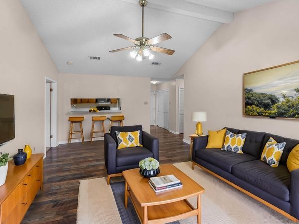 5323 Blair Ln, Unit #V-206, Baton Rouge, LA 70809