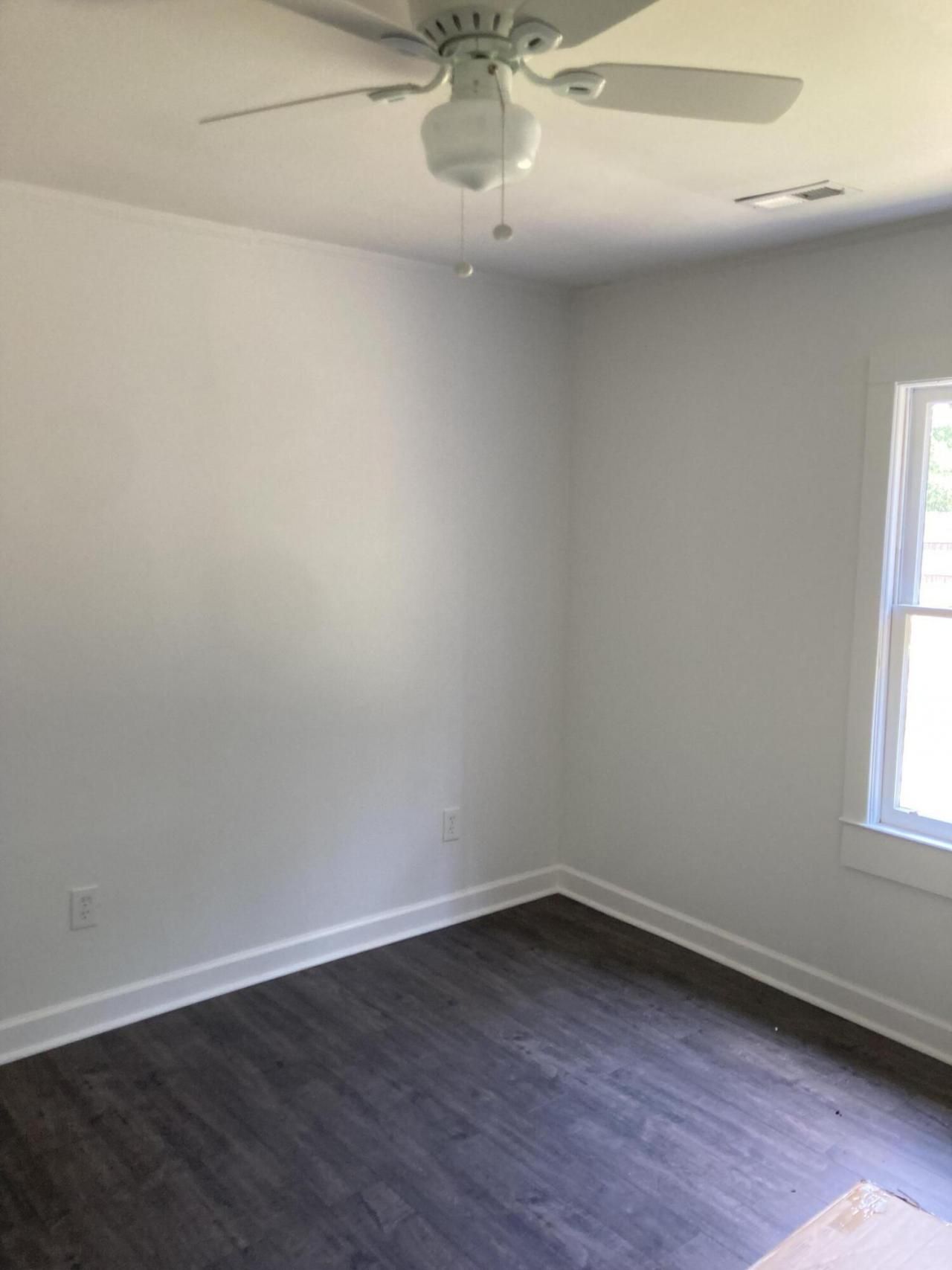 110 Groves Street Photo 12