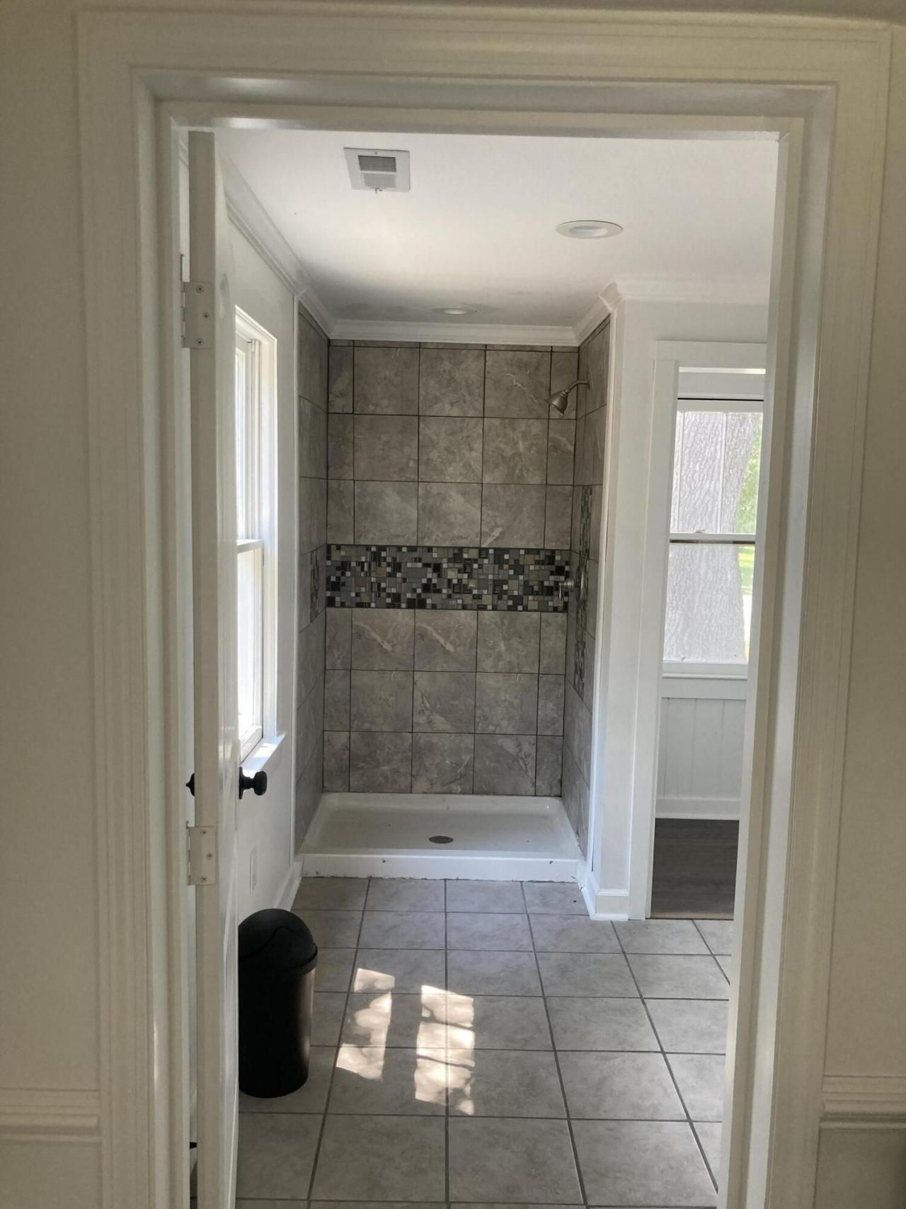 110 Groves Street Photo 14