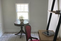 110 Groves Street photo 4