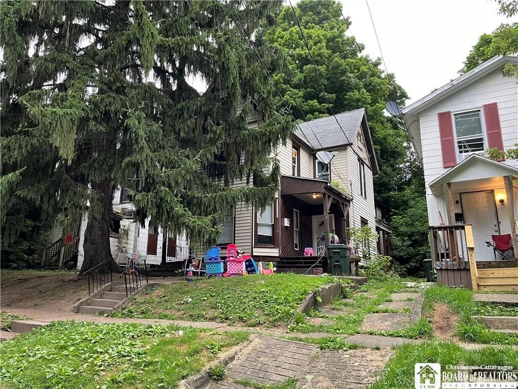 214 Fulton Street, Jamestown, NY 14701 Main Photo