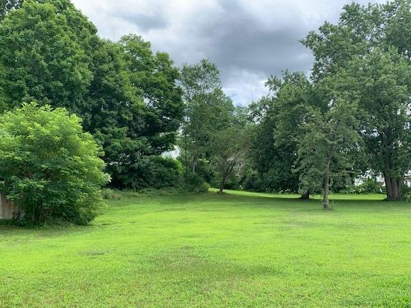 71 South Windsor Street, Royalton, VT 05068