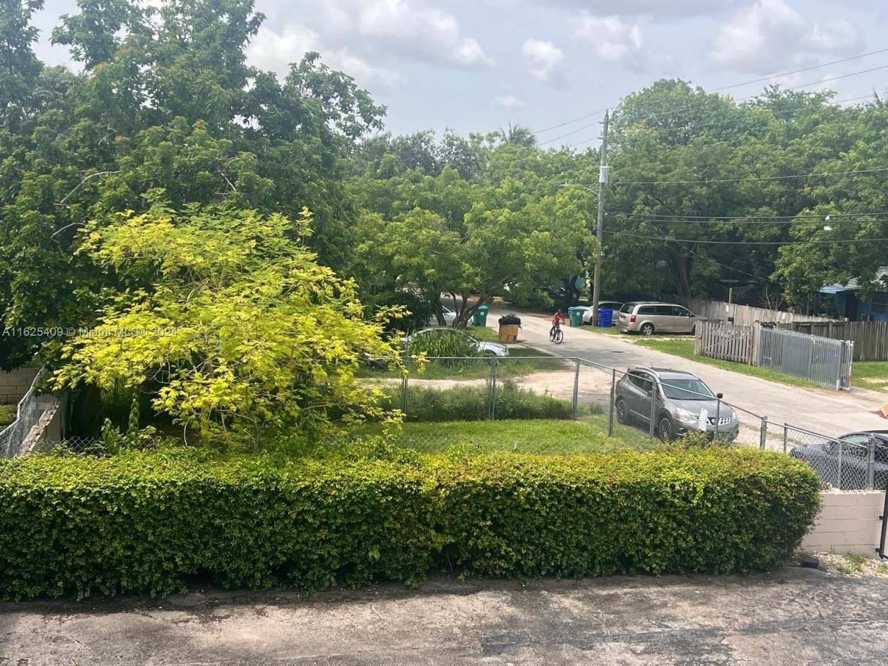 7717 NE 1st Ave, Miami, FL 33138 Photo