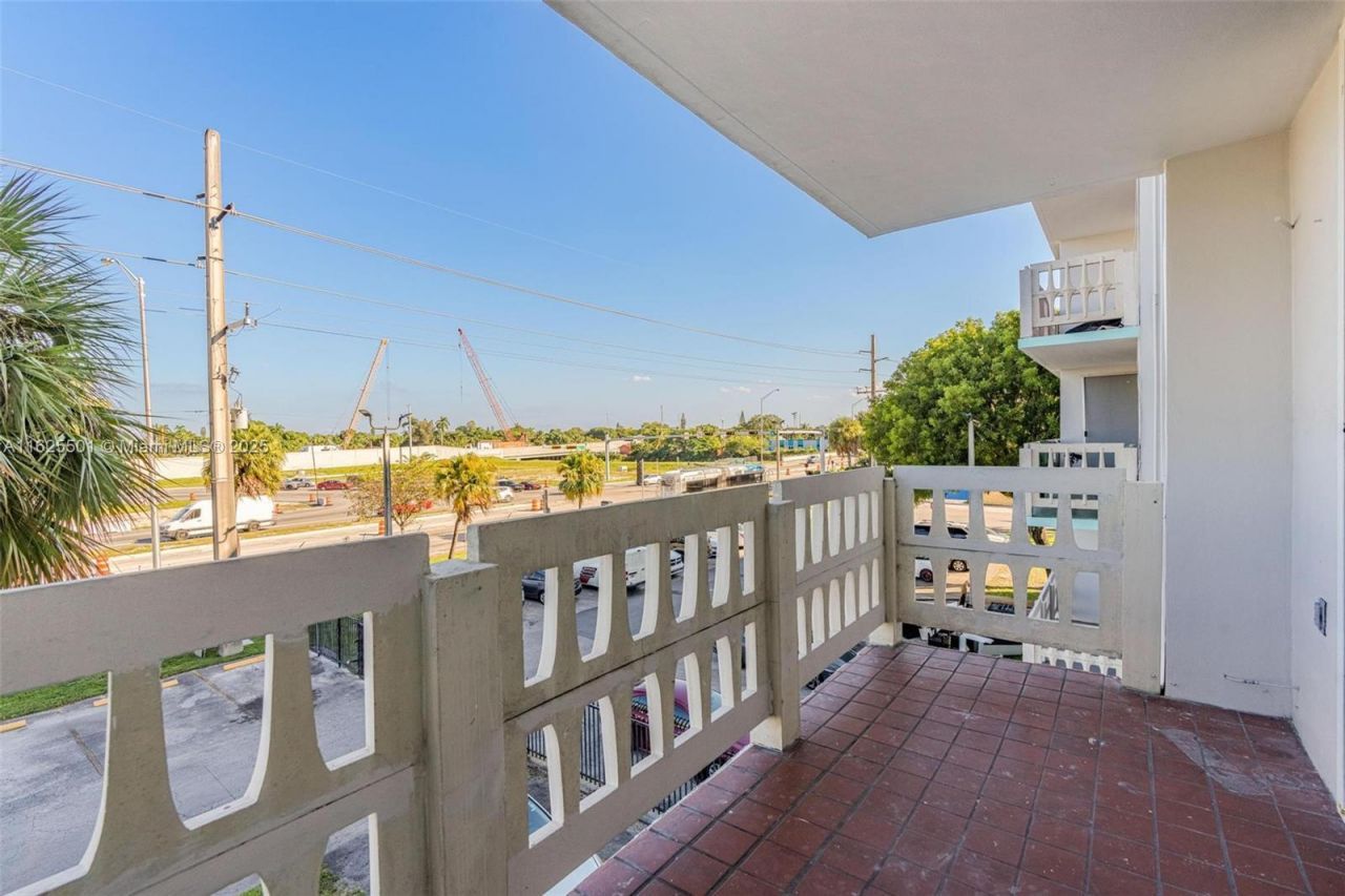 15600 NW 7th Ave, Unit 306, Miami, FL 33169 Photo